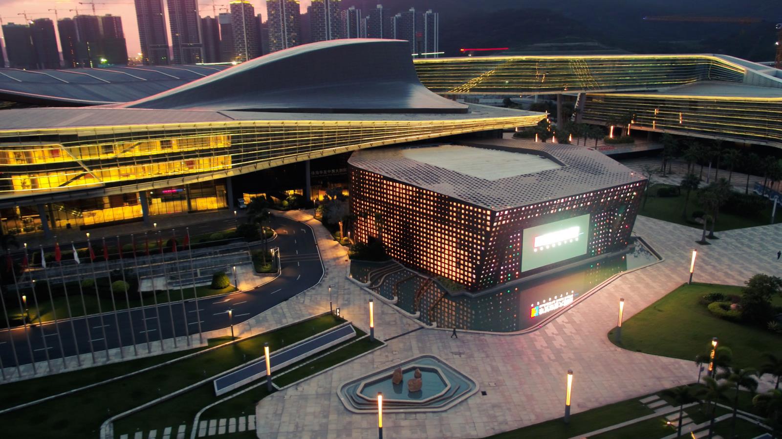 永兴官网中演大剧院.jpg